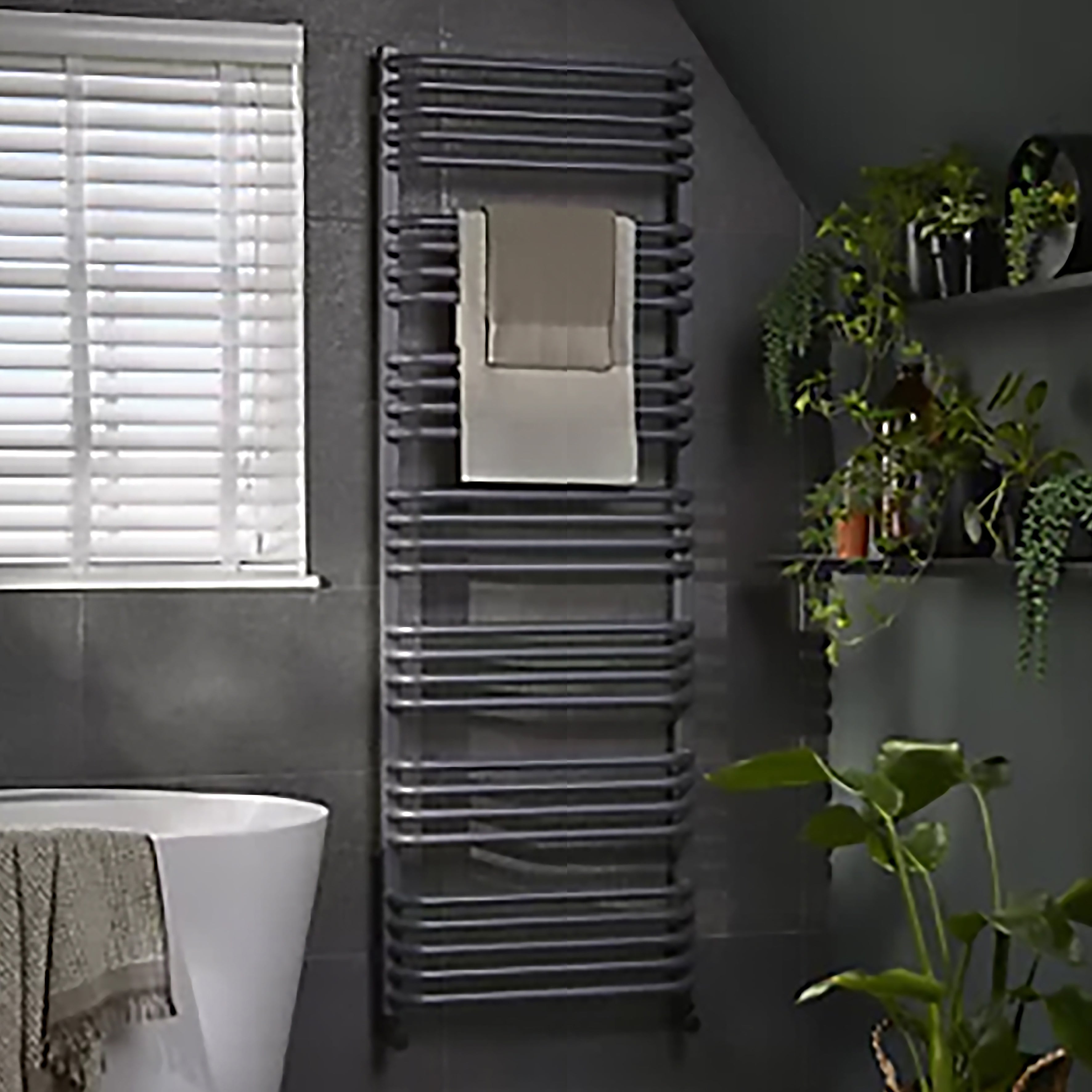 20_terma-alex_-1580h-x-600w_mm_-3238-btus-heated-towel-rail_-metallic-black