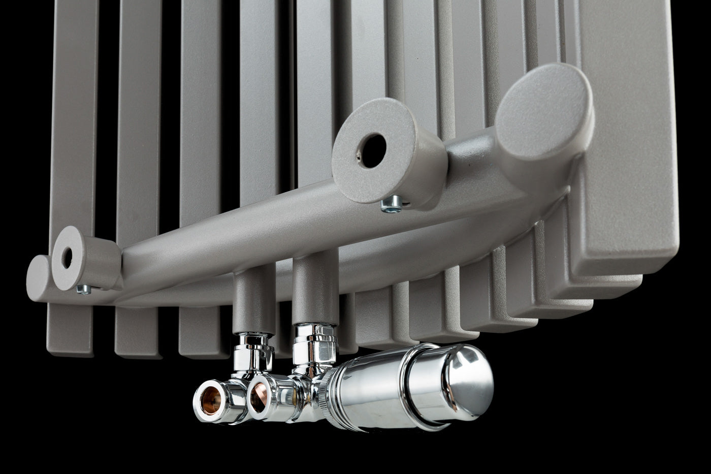 21_terma-triga-aw-1900h-x-430wmm-4282-btus-vertical-radiator-metallic-beige-_taupe-grey