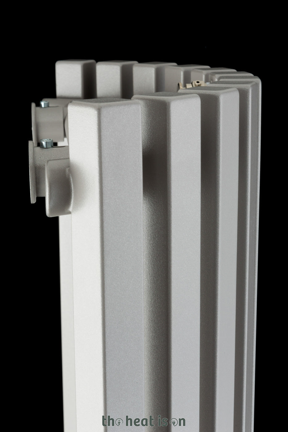 24_terma-triga-aw-1900h-x-430wmm-4282-btus-vertical-radiator-metallic-beige-_taupe-grey