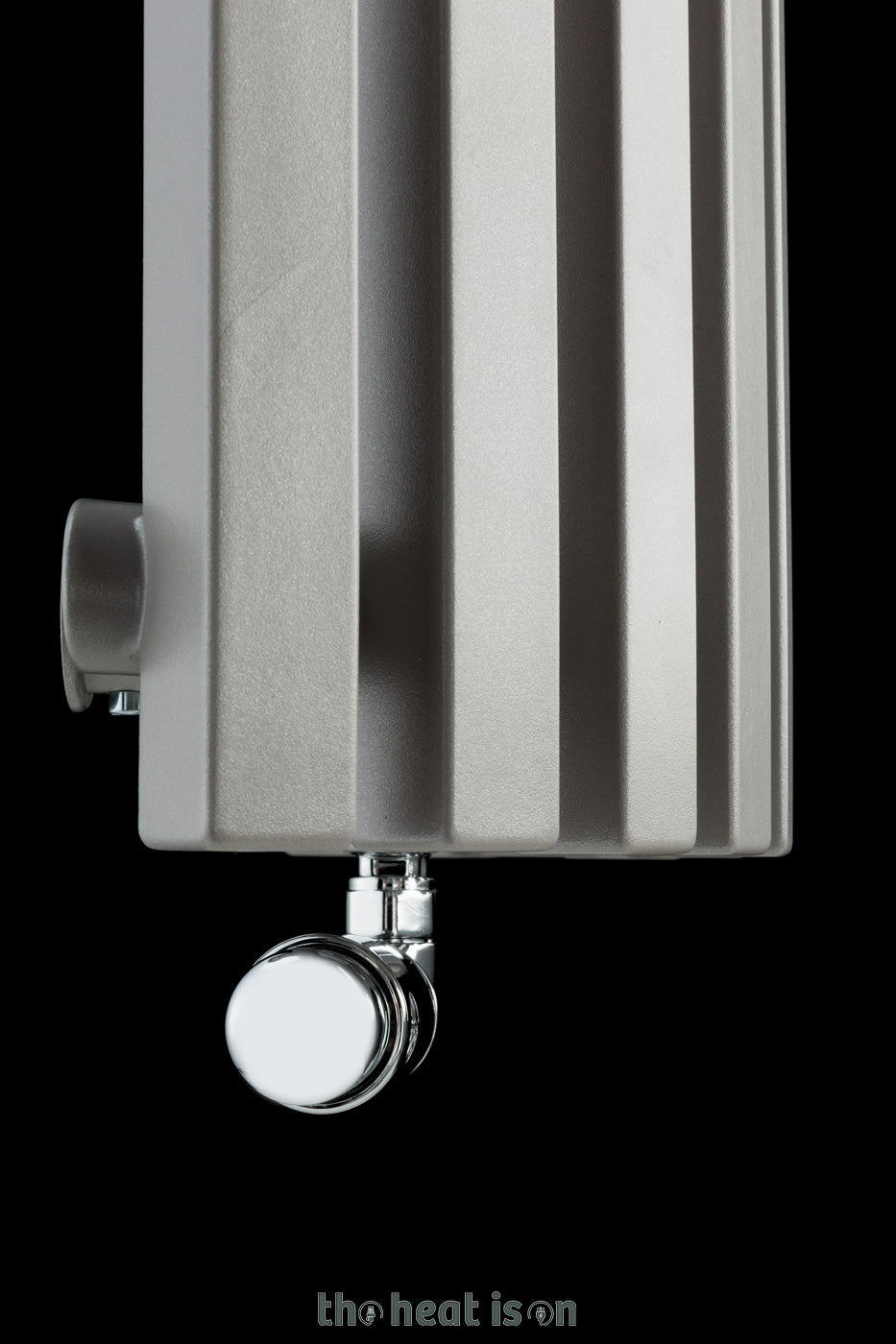 25_terma-triga-aw-1900h-x-430wmm-4282-btus-vertical-radiator-metallic-beige-_taupe-grey